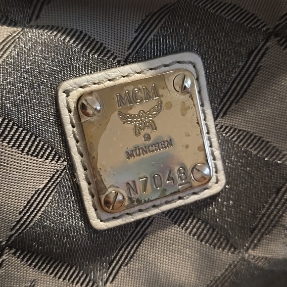 MCM Drawstring / Chain handle Bag - Authentic - Picture 2 of 10